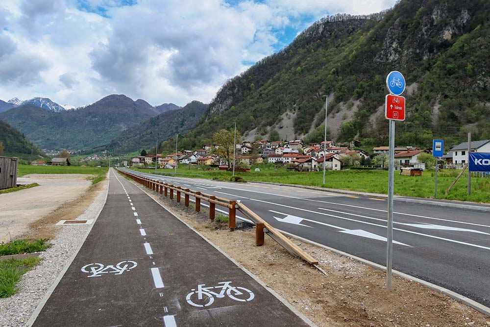 Gradnja državne kolesarske povezave Tolmin-Modrej